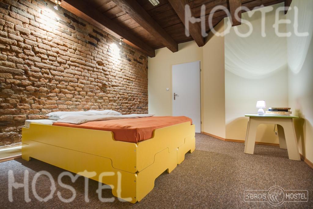 3 Bros' Hostel Cieszyn Cieszyn  Oda fotoğraf